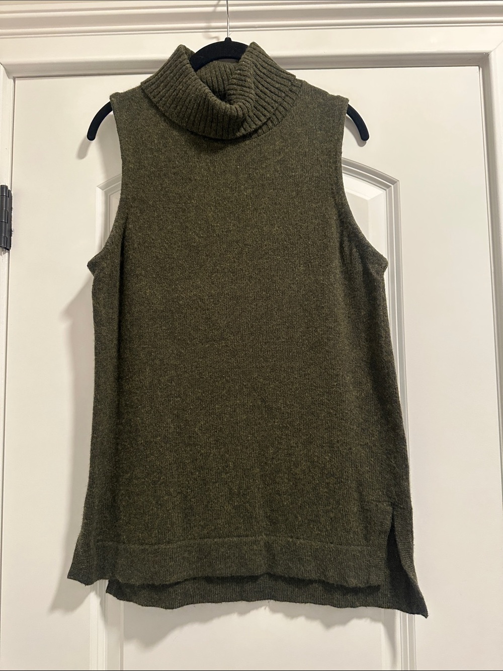 Jcrew Mercantile Sleeveless Olive Turtleneck Sweater